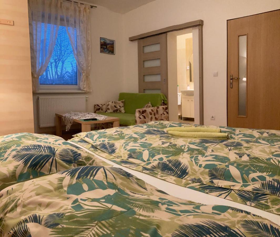 Vila Lesana Nova Lesna Bagian luar foto