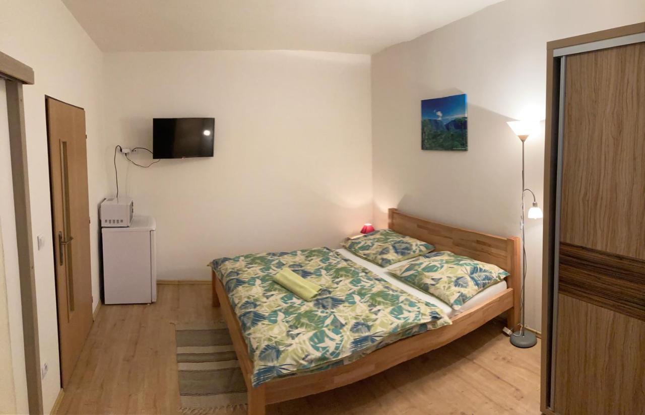 Vila Lesana Nova Lesna Bagian luar foto